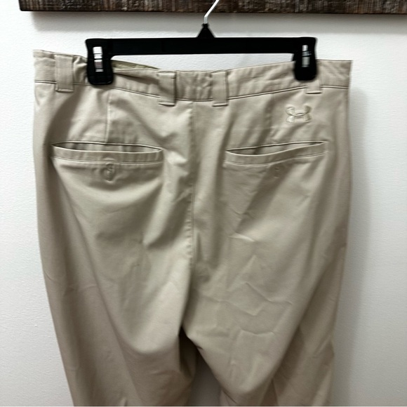 UNDER ARMOUR Performance Men's Pants Khaki 34R - Picture 11 of 12